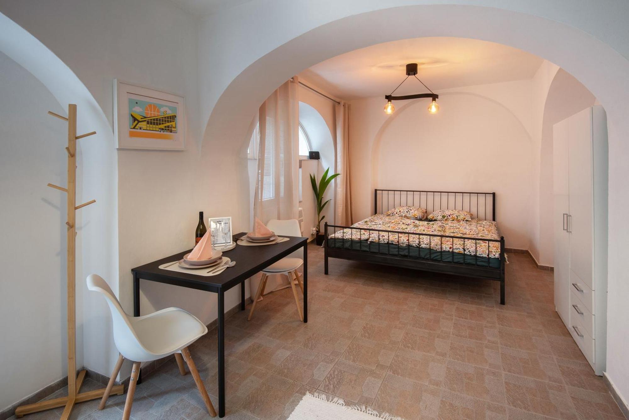 Atelier Obchodna39 In Hearth Of Bratislava
